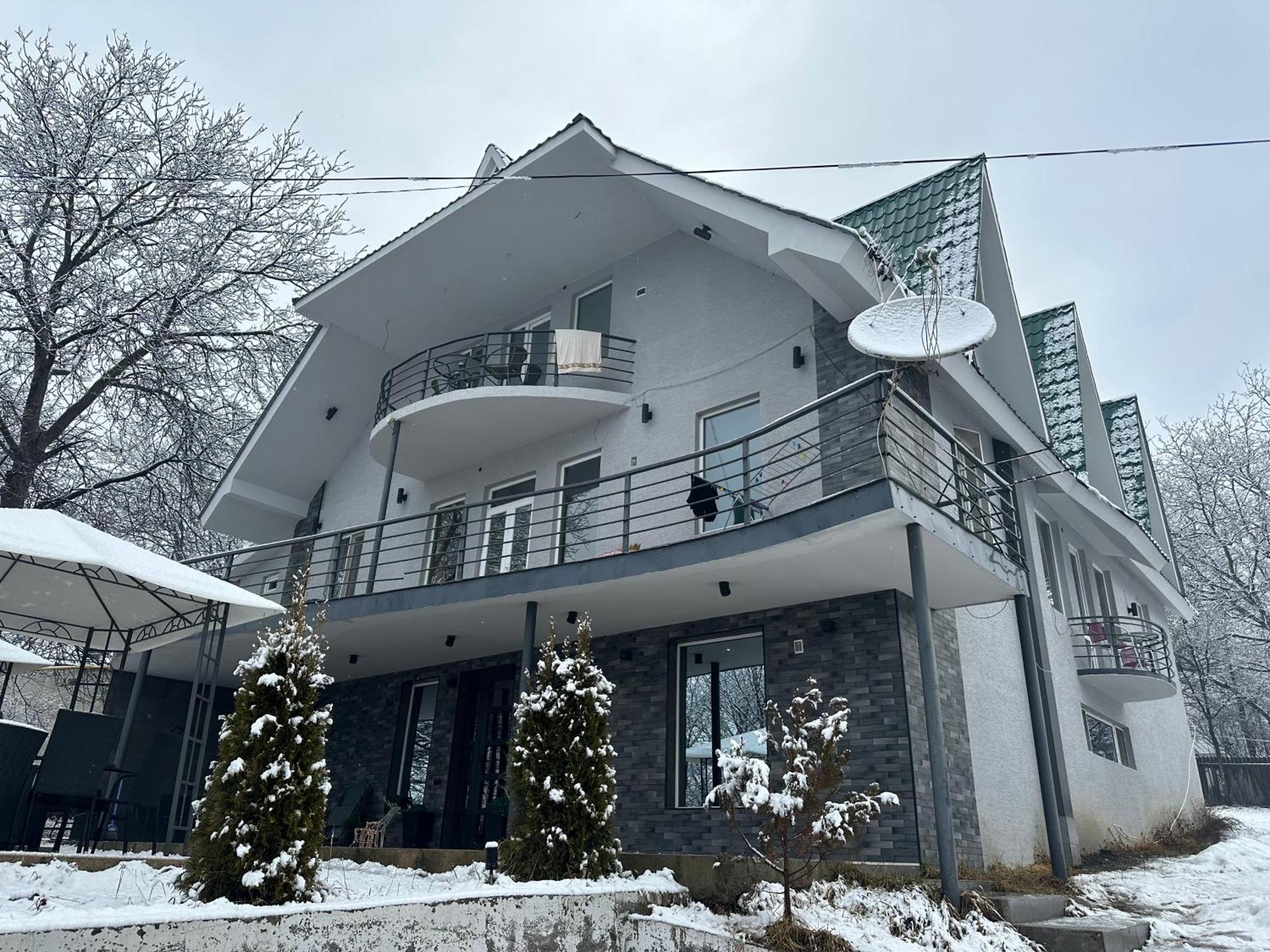 Green Villa Tsaghveri Bagian luar foto
